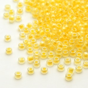 S-50 시드비즈 (기본사이즈 no.201) 2mm Yellow Lined Clear CL(10g)